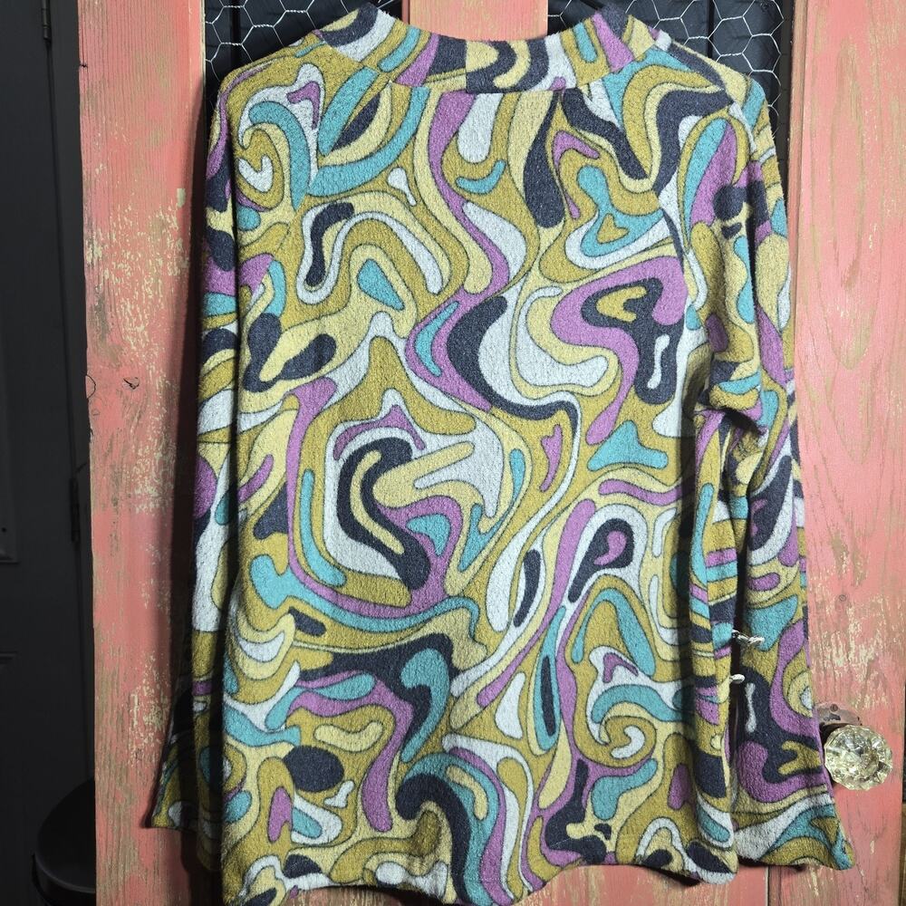 Dantelle Raglan Sleeve Sweater Like Top Retro Swirl Pattern SUPER SOFT Sz M NWOT